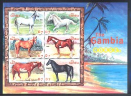 Gambia - 2001 Horses Kleinbogen (1) MNH__(FIL-9892) - Gambie (1965-...)