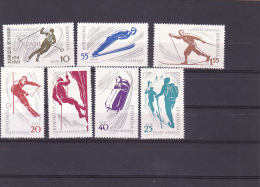 Delcampe - WINTER SPORTS, CLIMBING, SKIING, MINT STAMPS, PERFORATED, 1961, ROMANIA - Ski