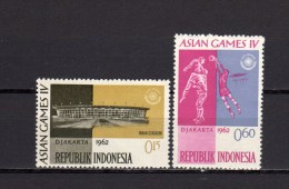 Indonesia 1962 Football Soccer 2 Stamps MLH - Zonder Classificatie