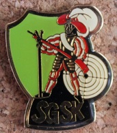 SGSK   - CIBLE  - SOCIETE DE TIR - FUSIL  - GUN     -  (BRUN) - Militaria