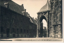 Nijmegen St Stevensplein En De Latijnse School - Nijmegen