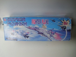 FIGHTER  PLANE - Jouets Anciens
