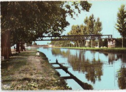 CPSM - CASTELSARRASIN (82) - La Passerelle De La Gare - Castelsarrasin