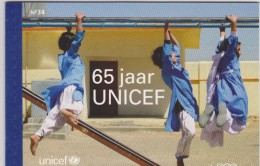 The Netherlands Prestige Book 34 - 65 Years UNICEF * * 2011 - Children - Education - Lettres & Documents
