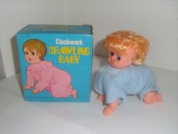 Vintage / CRAWLING  BABY - Antikspielzeug