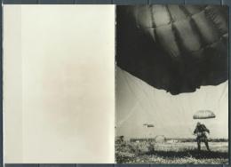 Parachutisme - Carte Photo -Atterrissage De Parachutistes - Parachutespringen