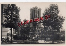 93 -  AUBERVILLIERS - L' EGLISE ET LE PARC DE LA MAIRIE - CARTE PHOTO - Aubervilliers