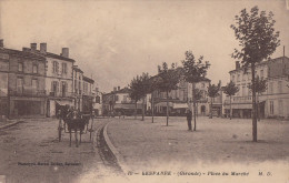 CPA - Lesparre - Place Du Marché - Lesparre Medoc