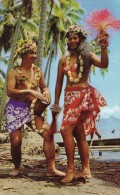 TAHITI --Danseuse Tahitienne - Tahiti