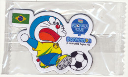 DORAEMON - BRASIL 2014 FOTBALL WORLD CUP FRIDGE MAGNET BRAZIL - SEALED - Personaggi