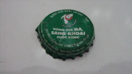 Vietnam Used 7 Up Beverage Bottle Crown Cap / Kronkorken / Capsule - Soda