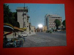 B324 Foligno Piazza Di Porta Romana Viagg.presenza Di Piega Ad Angolo - Foligno