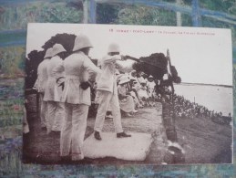 Fort Lamy 14 Juillet Le Tir Aux Bouteilles - Tsjaad