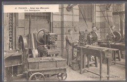 PARIS . Hôtel Des Monnaies . Les Découpoirs . - Petits Métiers à Paris