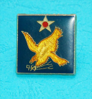WWII USAAF 2ND AIR FORCE PIN - Forze Aeree