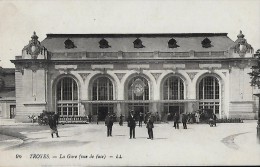 CARTE POSTALE ORIGINALE ANCIENNE : TROYES  LA GARE  ATTELAGE  TAXI  VOITURE  AUBE (10) - Stazioni Senza Treni