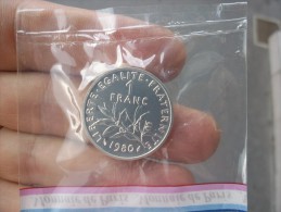 PIEFORT ARGENT De 1980 @ UN Franc Semeuse à 820 Frappes Seulement !!! Livrée Avec Un Joli écrin Neuf SAFE Ref 7916 - Essais, Piéforts, épreuves & Flans Brunis