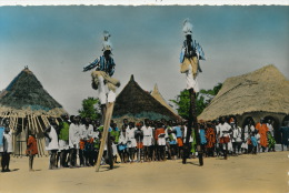 ETHNIQUES ET CULTURES  - L´AFRIQUE EN COULEURS - Danseurs échassiers - Zonder Classificatie