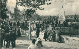 CPA 84 SARRIANS INAUGURATION DU MONUMENT AUX MORTS  SCULPTEUR SAIN BELLE ANIMATION - Sarrians