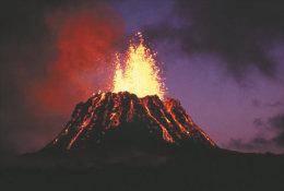 (T22-016 )  Vulkan Volcano Volcan Volcán , Prestamped Card, Postal Stationery - Volcans
