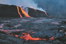 (T22-019 )  Vulkan Volcano Volcan Volcán , Prestamped Card, Postal Stationery - Vulkane