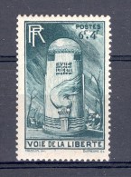 VARIÉTÉS FRANCE 1947 N° 788 VOIE DE LA LIBERTÉ RF POSTES 6f + 4f NEUF * GOMME  DOS CHARNIÈRES - Unused Stamps