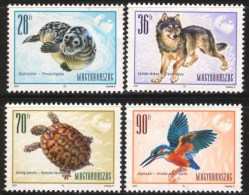 HUNGARY 2001 FAUNA European Animals WATERBIRD WOLF TURTLE SEAL - Fine Set MNH - Nuevos