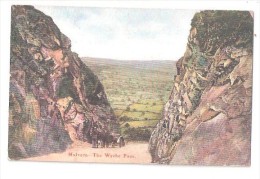 Malvern THE WYCHE PASS Vintage Postcard Worcestershire - - Otros & Sin Clasificación