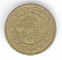 TUNISIA 10 MILLIM 1997 - Túnez