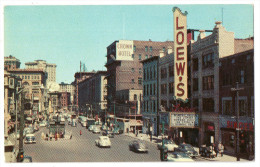 Providence, Weybosset Steet (Crown Hotel, Loew´s, Singer, Cars) - Providence