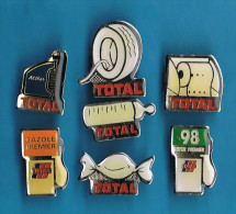 LOT 7 PIN'S //   . TOTAL - Sets