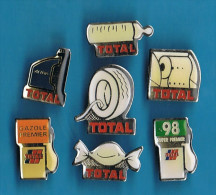 LOT 7 PIN'S //    . TOTAL - Sets