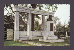 QUÉBEC - TROIS RIVIÈRES QUÉ. - MONUMENT DE LAVÉRENDRYE SUR TERRACE TURCOTTE - PUBLIÉ PAR TRANS KEBEC - Trois-Rivières