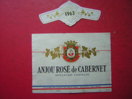 ETIQUETTE  1963  ANJOU ROSE DE CABERNET  APPELLATION CONTROLEE  SOCIETE DES VINS DE FRANCE NEGOCIANTS PARIS PANTIN SEINE - Vino Rosado