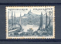 VARIÉTÉS FRANCE 1955 N° 1037 MARSEILLE 8 F OBLITÉRÉ SANS GOMME - Gebraucht