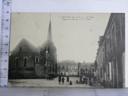 CPA  (49) Maine Et Loire - SEICHES - La Place De L'église, La Mairie - Seiches Sur Le Loir