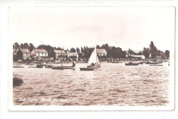 RP THE HARD WEST MERSEA  REAL PHOTO POSTCARD COLCHESTER ESSEX YACHT YACHTING UNUSED CREASED - Autres & Non Classés