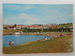 CP 43 Haute Loire SAUGUES  -  Baignade -  Le Plan D'eau  Et Vue Générale - Camping Et Caravanes 1970 - Saugues