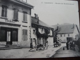 CPA Vagney Route De Remiremont Café Tabac - Otros & Sin Clasificación