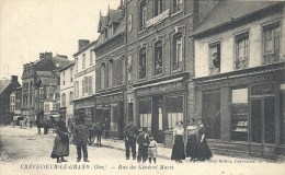 PICARDIE - 60 - OISE - CREVEQUEUR LE GRAND Rue Du Général Moret - Belle Animation Dans Commerces - Crevecoeur Le Grand