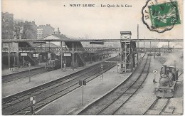 Delcampe - NOISY LE SEC - Les Quais De La Gare - TRAIN - Noisy Le Sec