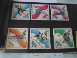 HONGRIE SERIE COMPLETE  YVERT N° 422.427** - Unused Stamps