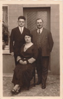 BELGIQUE - FLOBECQ - Belle Carte Photo Portrait Hommes Et Femme Réalisé Par Photo. LAGNEAU FRERES - Flobecq - Vlösberg