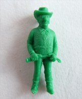 FIGURINE PUBLICITAIRE STENVAL TINTIN 56 Monochrome Vert - Pas Dunkin - Hergé Rastapopoulos - Kuifje