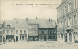 59 SOLRE LE CHATEAU / La Grand'place / - Solre Le Chateau
