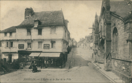 56 JOSSELIN / L'Eglise Et La Rue De La Ville / - Josselin