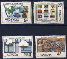 TANZANIE, Mineraux, Coton, Train, Avion, Drapeaux Yvert N° 259/62 ** MNH, Neuf Sans Charniere - Minéraux