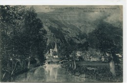 CPA 38 BOURG D OISANS LA RIVE ET LA MONTAGNE DES VILLARDS - Bourg-d'Oisans