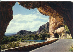 Ardèche Pittoresque - Les Tunnels Sur La Route Du Pont D'Arc - Vallon Pont D'Arc