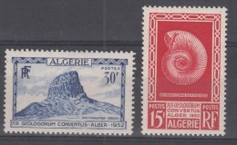 Algérie N° 297 Et 298  Neuf ** - Unused Stamps